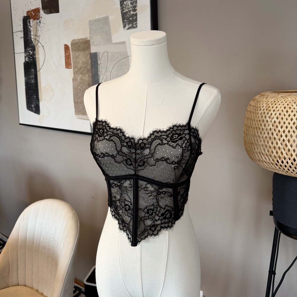 Chic Black Lace Bralette